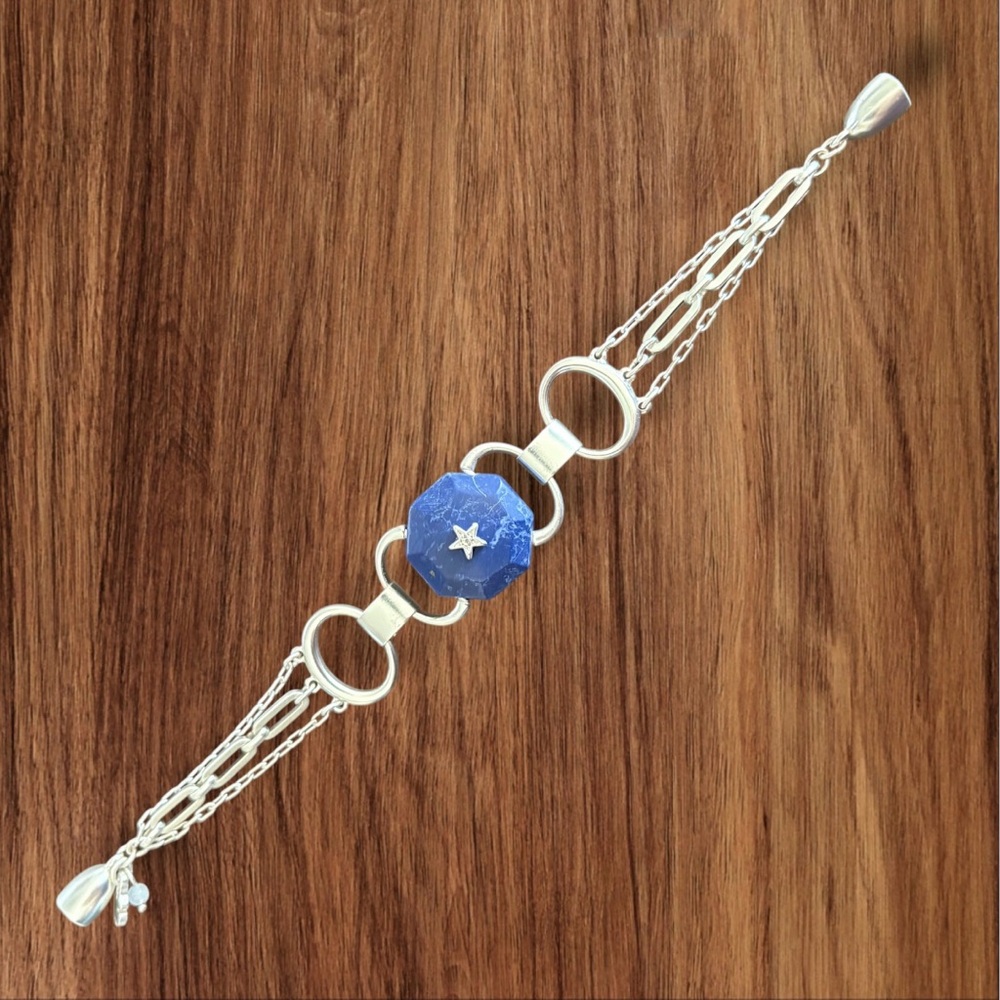 ⭐️HOST PICK⭐️  NWT Lucky Brand Carved Stone Bracelet
